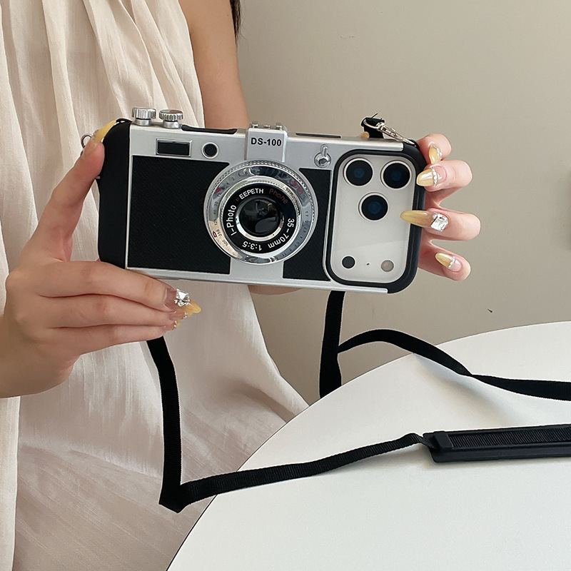 エミリー・イン・パリ ヴィンテージカメラデザインケース iP - Phone Cases That Cover The Camera のレビューと価格
