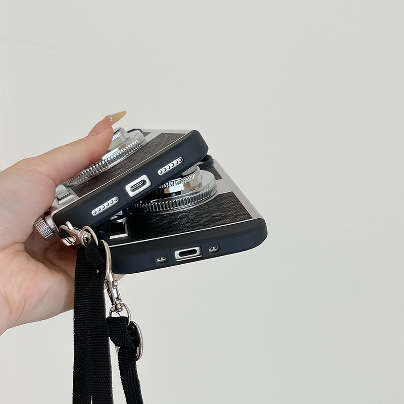 エミリー・イン・パリ ヴィンテージカメラデザインケース iP - Phone Cases That Cover The Camera のレビューと価格