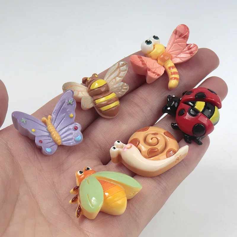 10/100個入り レジンアクセサリー 蜂 蝶 カタツムリ  - Phone Cases Websites のレビューと価格